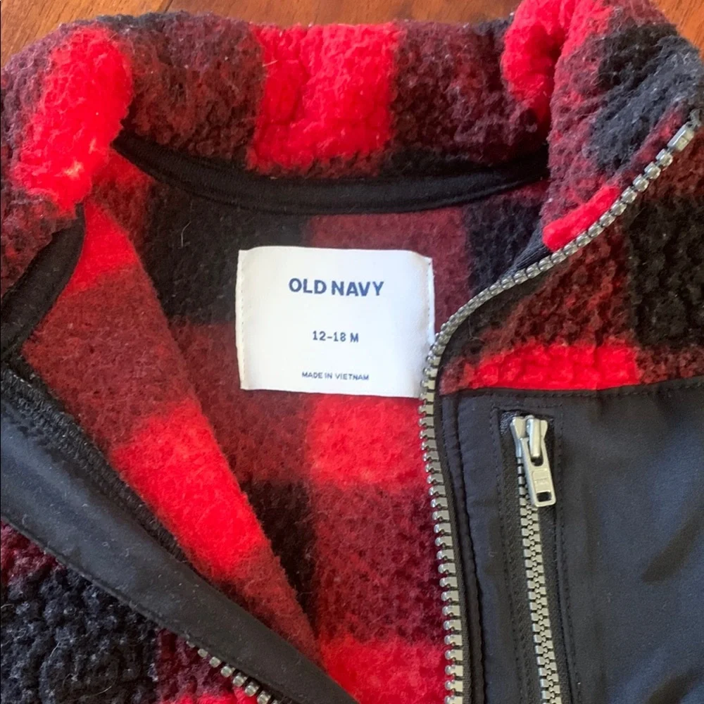 Old Navy Jacket size 12-18 month Unisex Mock Neck Buffalo‎ Plaid Sherpa boy girl
